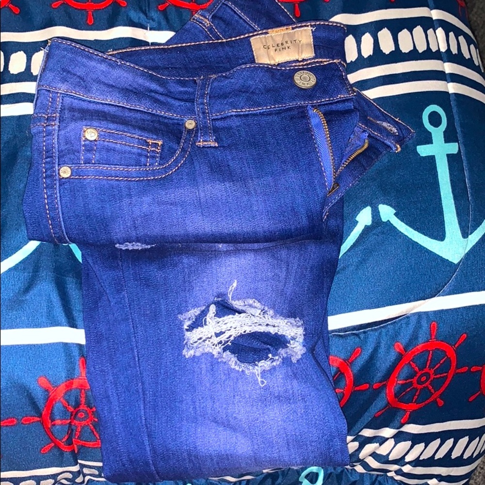 Blue hole jeans like jeggings